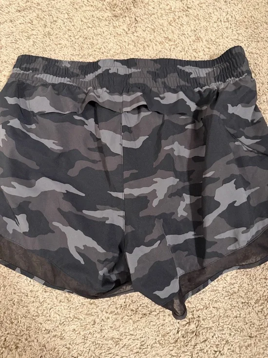 Athleta Black and Gray Camo Training Shorts - Picture 6 of 6